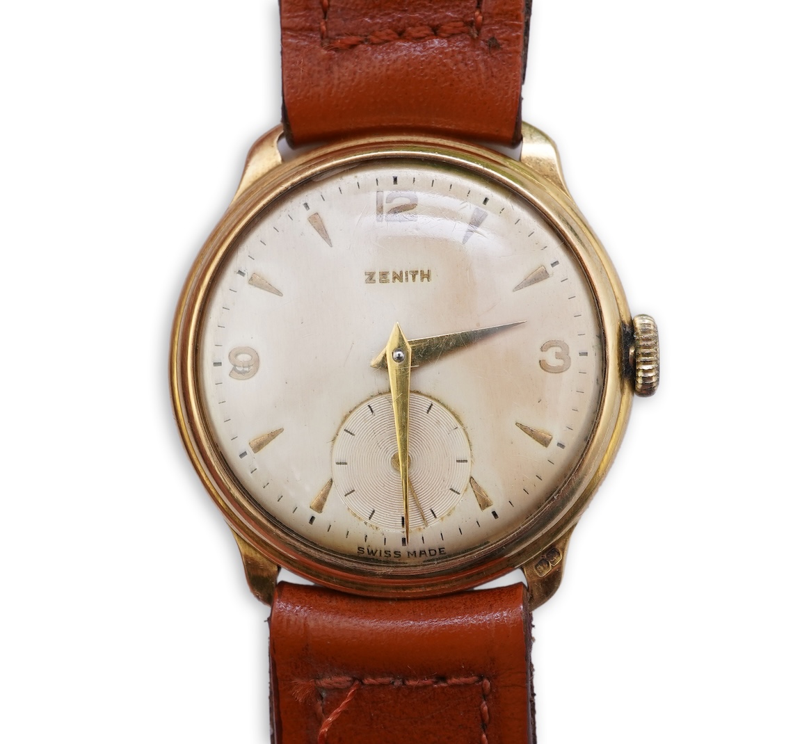 A gentleman's 1950's 18ct gold Zenith manual wind wrist watch